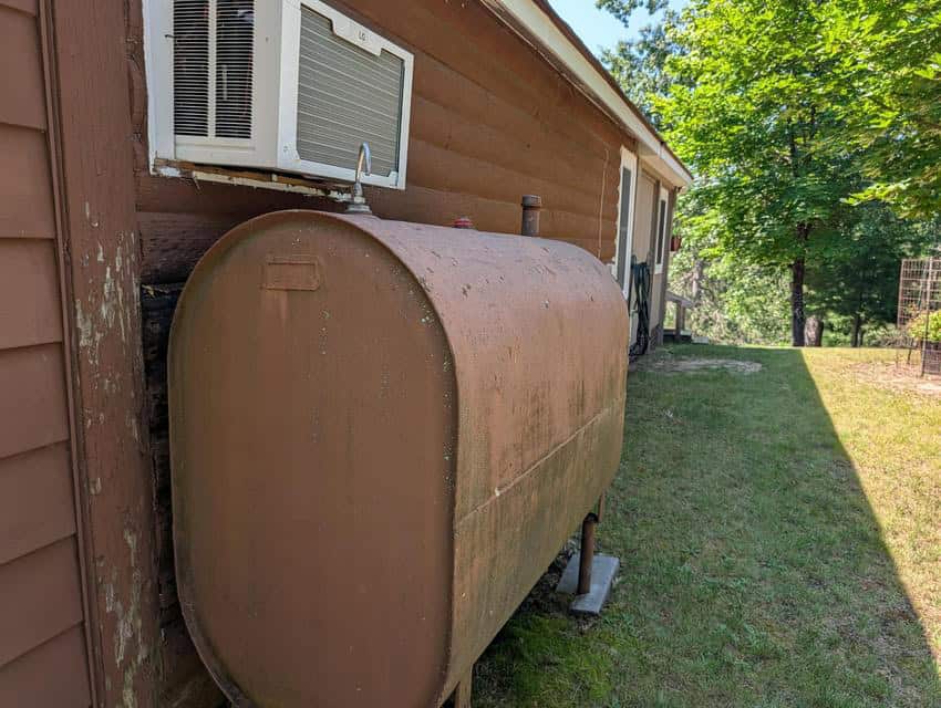 Updated Canada Creek Ranch Cabin on Three Lots Atlanta MI