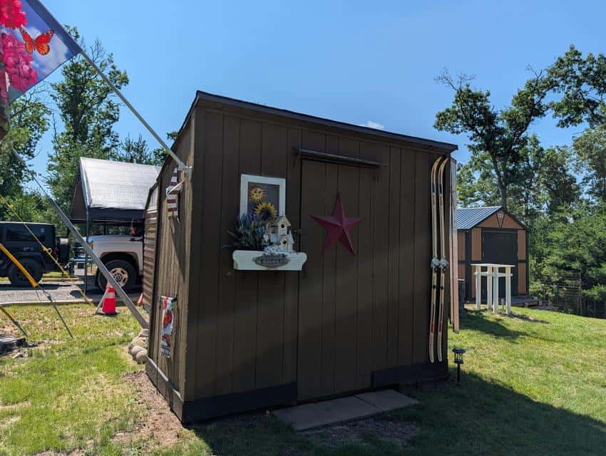 Updated Canada Creek Ranch Cabin on Three Lots Atlanta MI