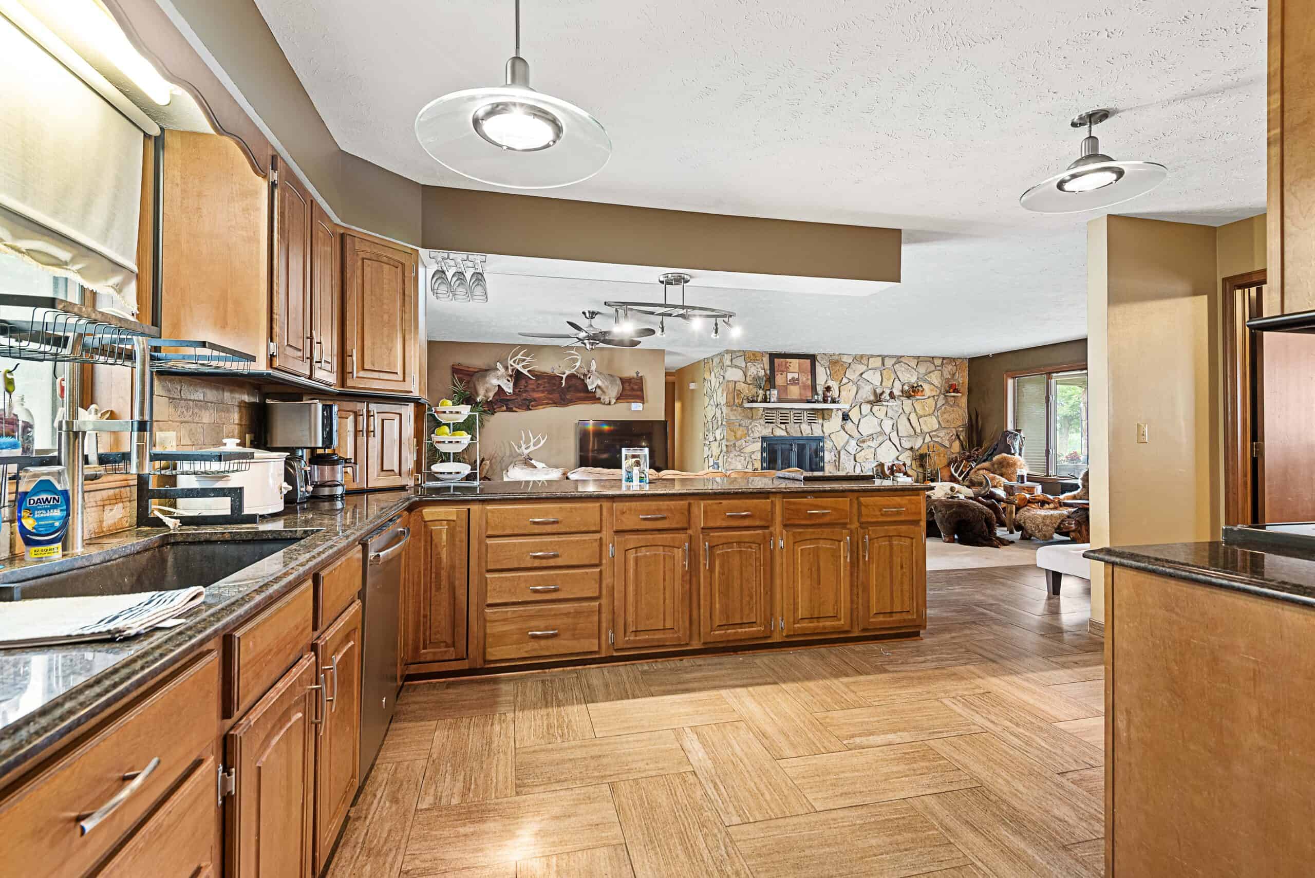 Established Kansas Outfitting Business with Lodge For Sale