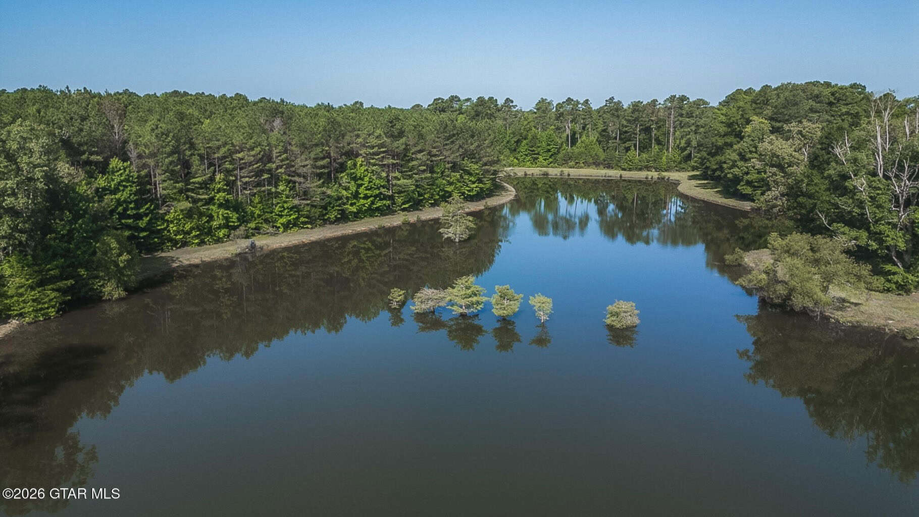Trophy Bass Fishing and Hunting Property Starkville MS