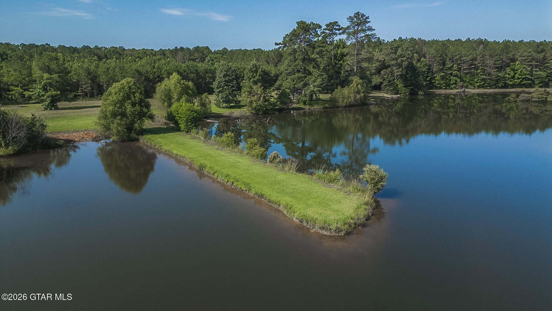 Trophy Bass Fishing and Hunting Property Starkville MS