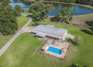 Trophy Bass Fishing and Hunting Property Starkville MS