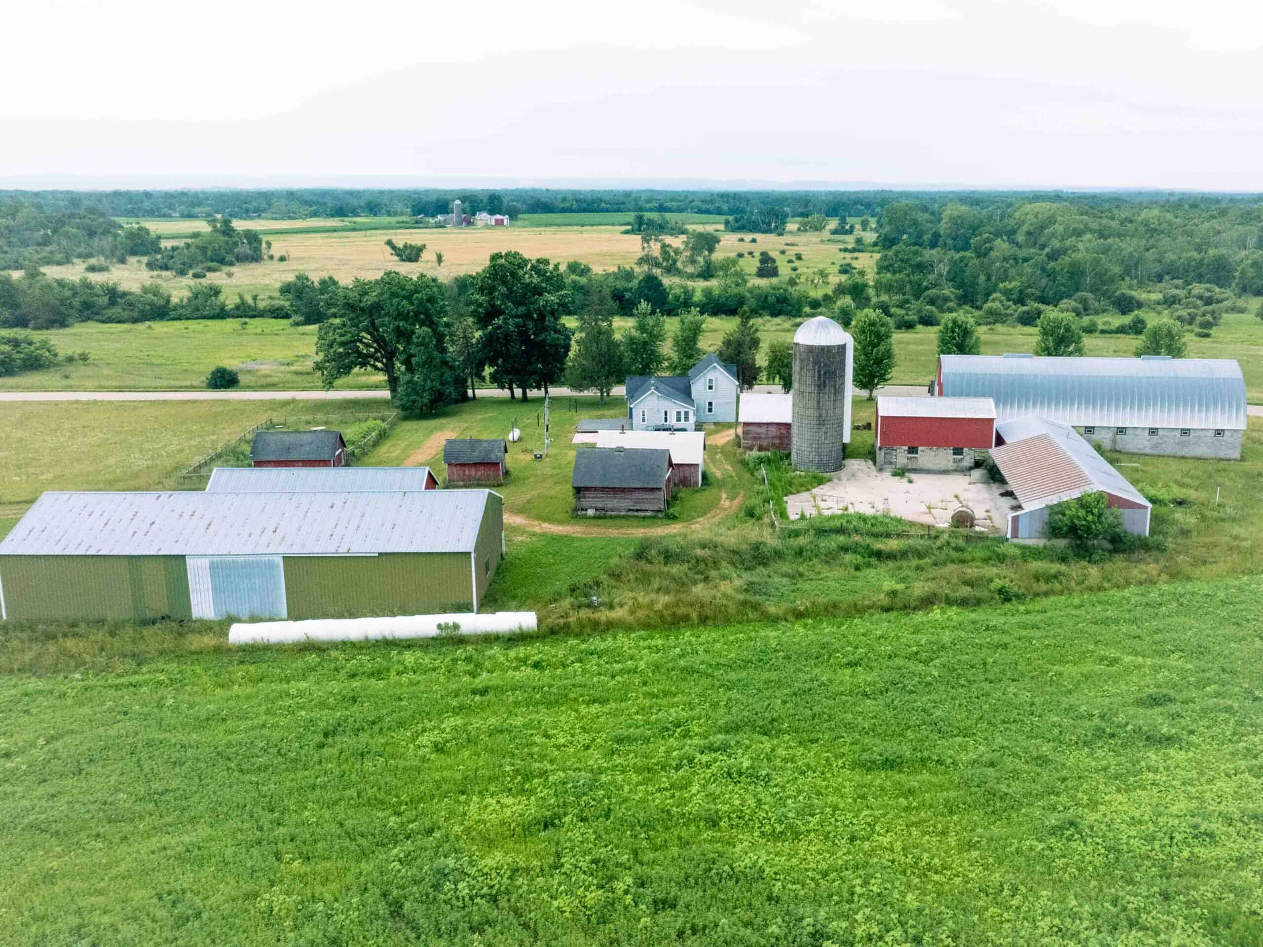 Town of Lewiston Columbia County WI 86+/- Acre Farm brought to you at Online Only Auction