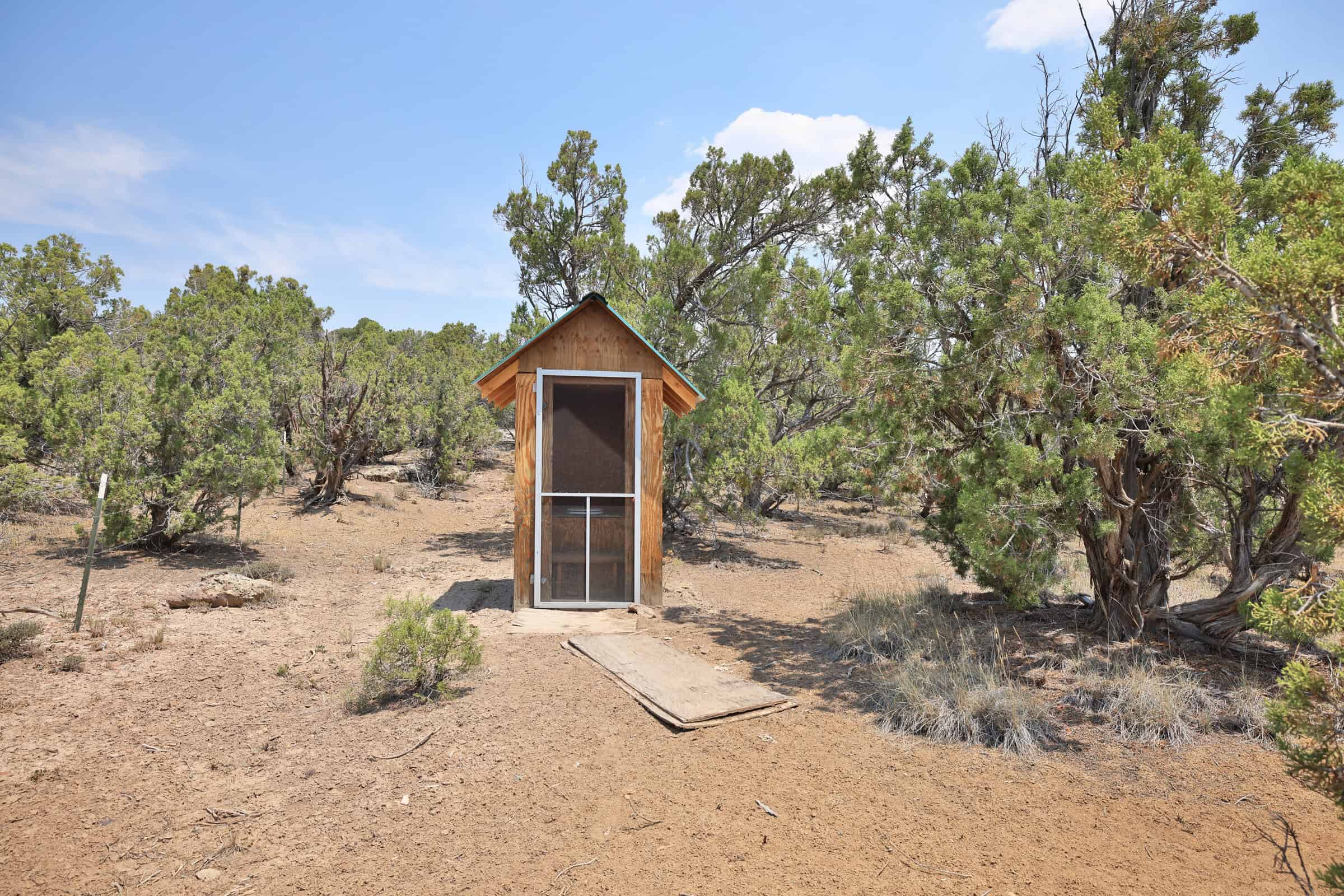 Cabin on 71 Acres in DeBeque Colorado