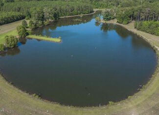Trophy Bass Fishing and Hunting Property Starkville MS