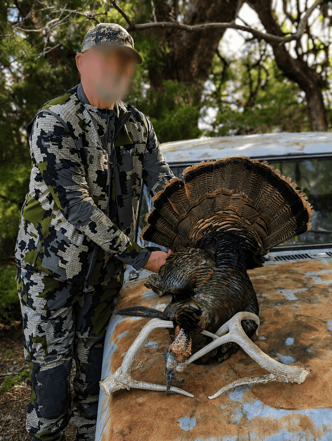 Established Kansas Outfitting Business with Lodge For Sale