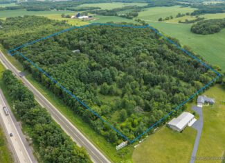 36 +/- Acres of Peaceful Living in Portage WI