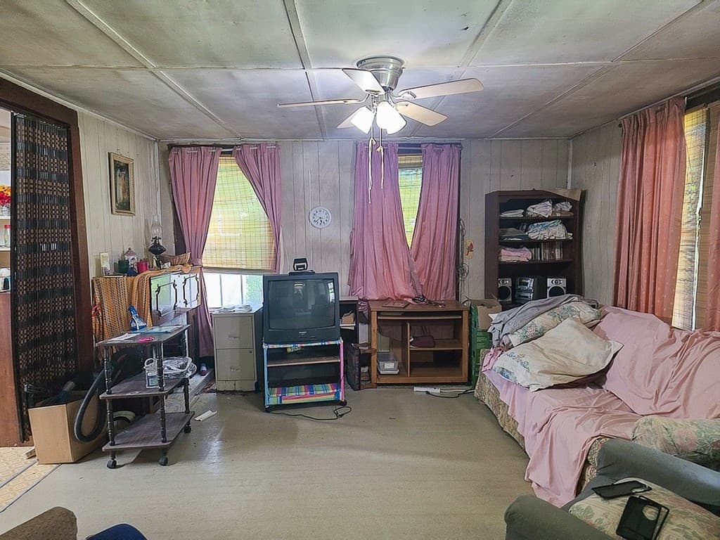 25-Acre Homestead Ready for Your Country Dream