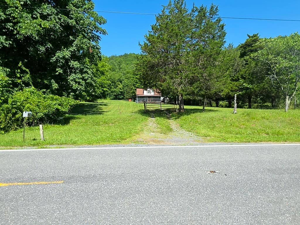 25-Acre Homestead Ready for Your Country Dream