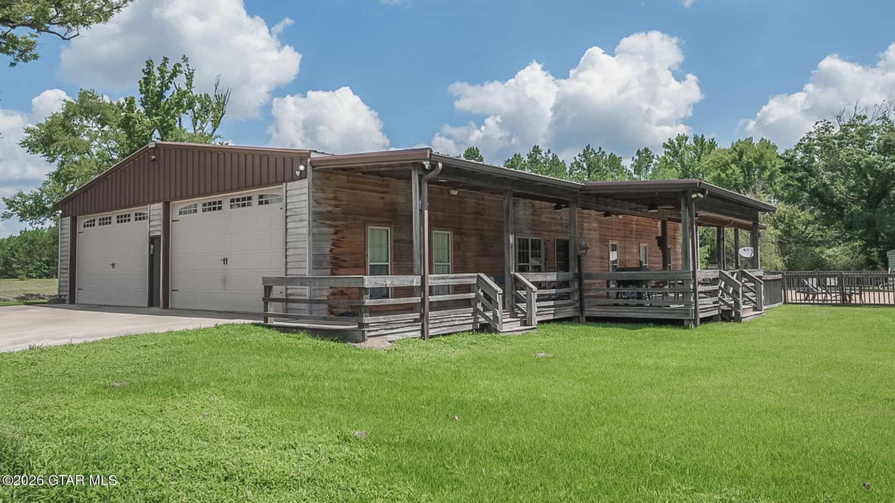 Trophy Bass Fishing and Hunting Property Starkville MS