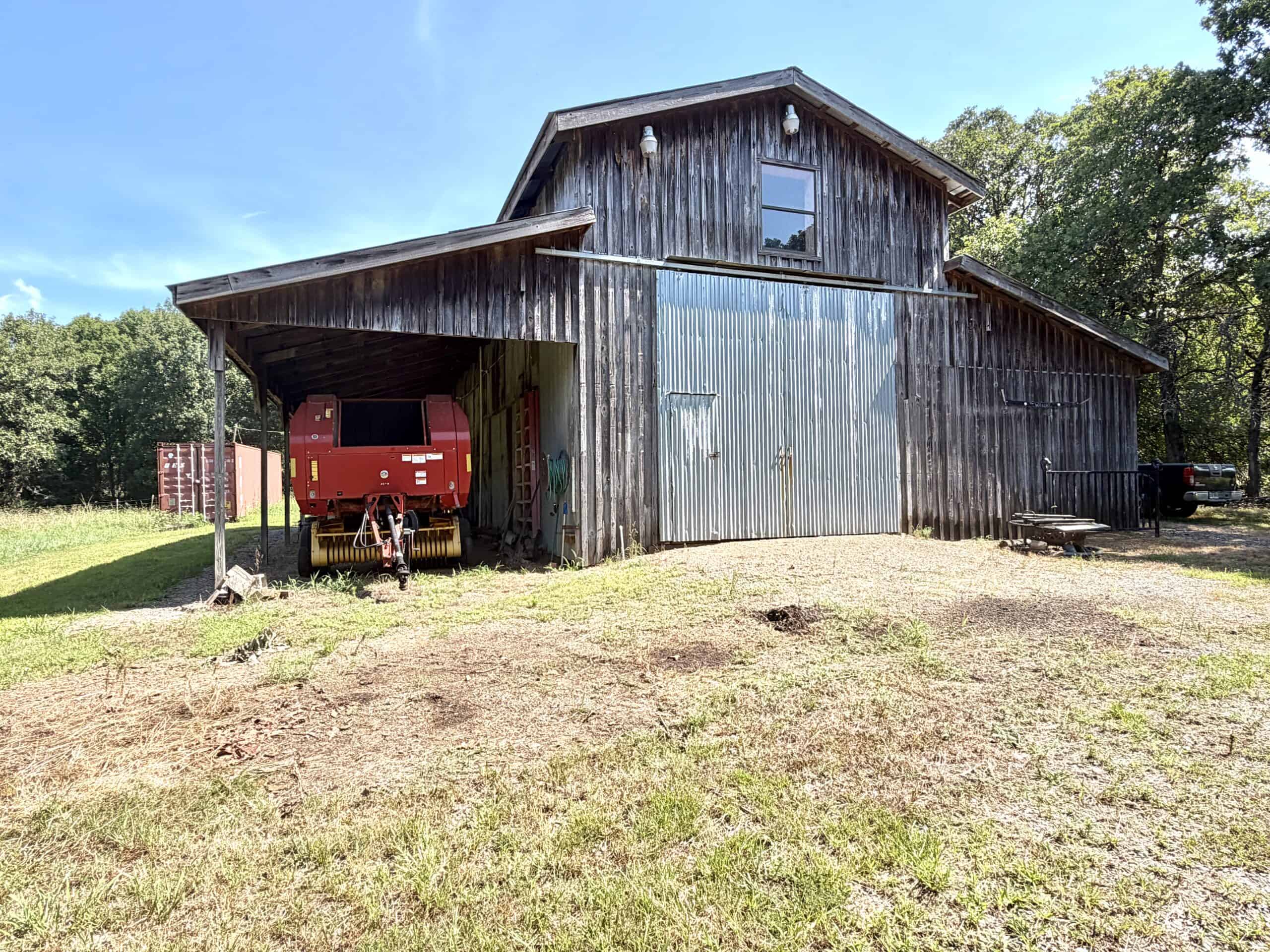 LIVESTOCK FARM AND HUNTING PROPERTY FOR SALE IN ARKANSAS