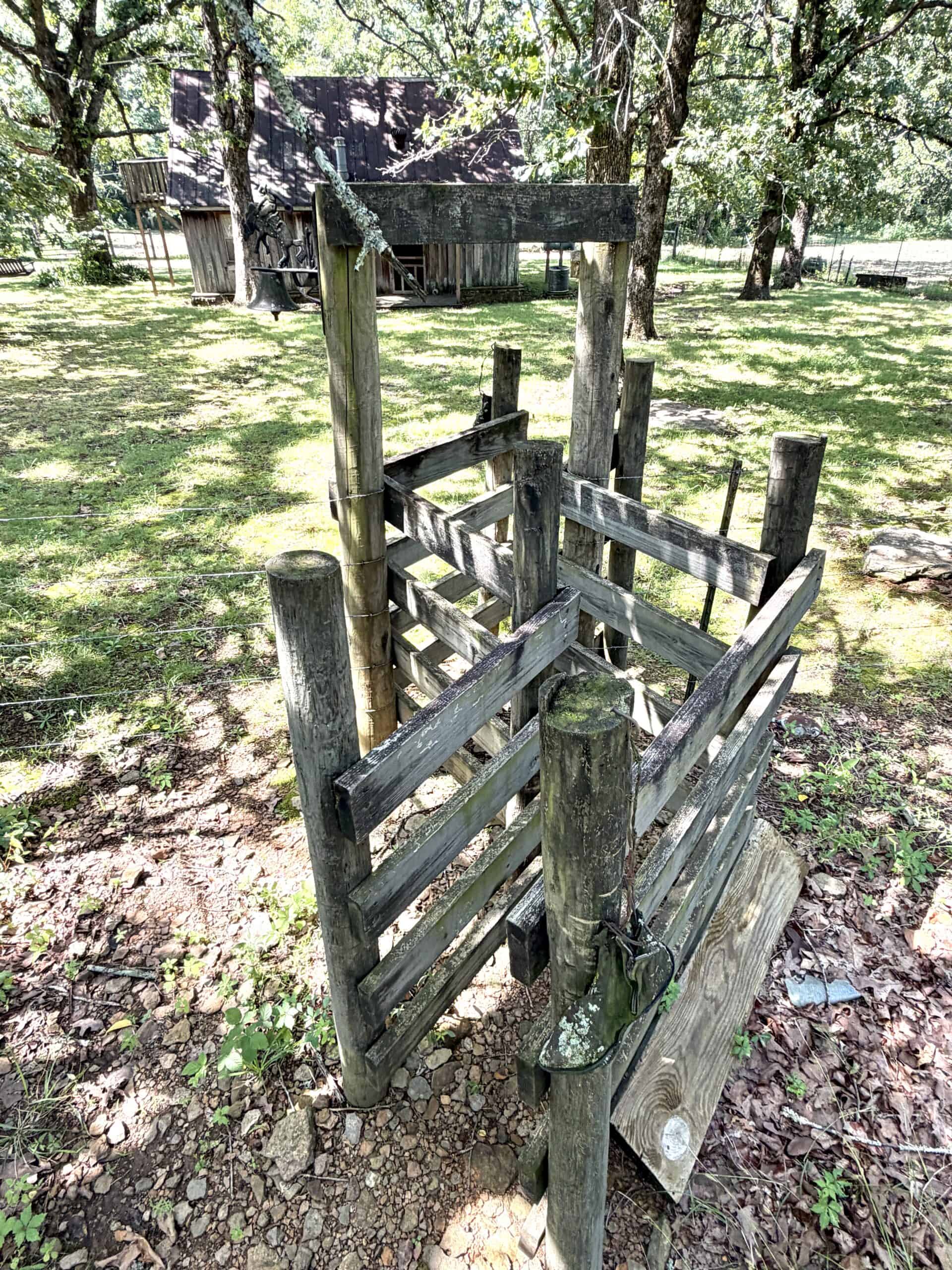 LIVESTOCK FARM AND HUNTING PROPERTY FOR SALE IN ARKANSAS
