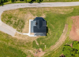 Monroe County 19 +/- Acre Farm/Hunting Land with remodeled farmhouse & Bank barn