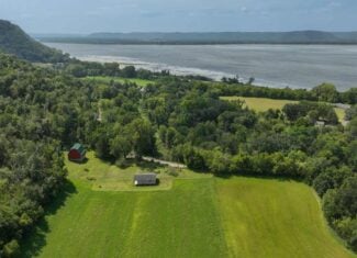 Mississippi River Valley Legacy Retreat | 42 Acres of Seclusion, Hunting & Driftless Beauty Near Genoa, Wisconsin
