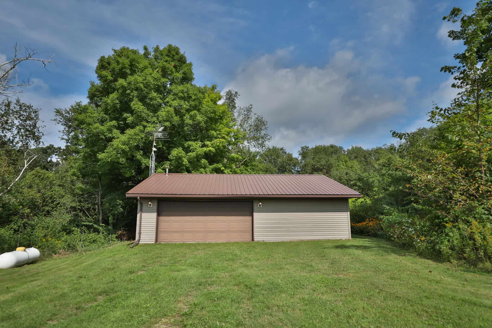 35-Acre Southwest Wisconsin Hunting Camp with Proven Whitetail History, Hardwood Ridges & Turnkey Game-Care Setup