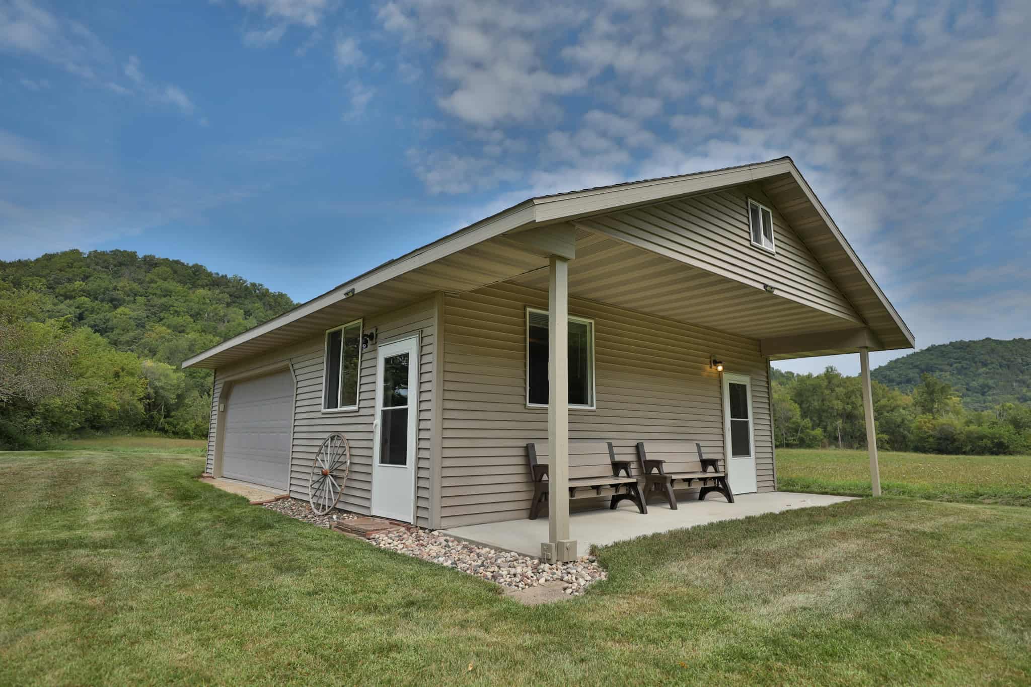 Mississippi River Valley Legacy Retreat | 42 Acres of Seclusion, Hunting & Driftless Beauty Near Genoa, Wisconsin