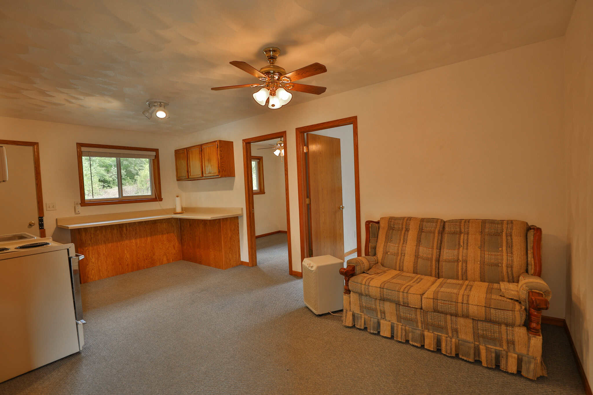 35-Acre Southwest Wisconsin Hunting Camp with Proven Whitetail History, Hardwood Ridges & Turnkey Game-Care Setup