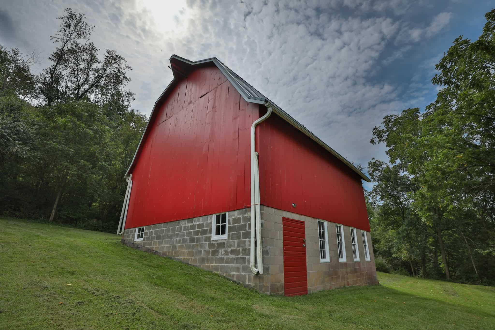 Mississippi River Valley Legacy Retreat | 42 Acres of Seclusion, Hunting & Driftless Beauty Near Genoa, Wisconsin