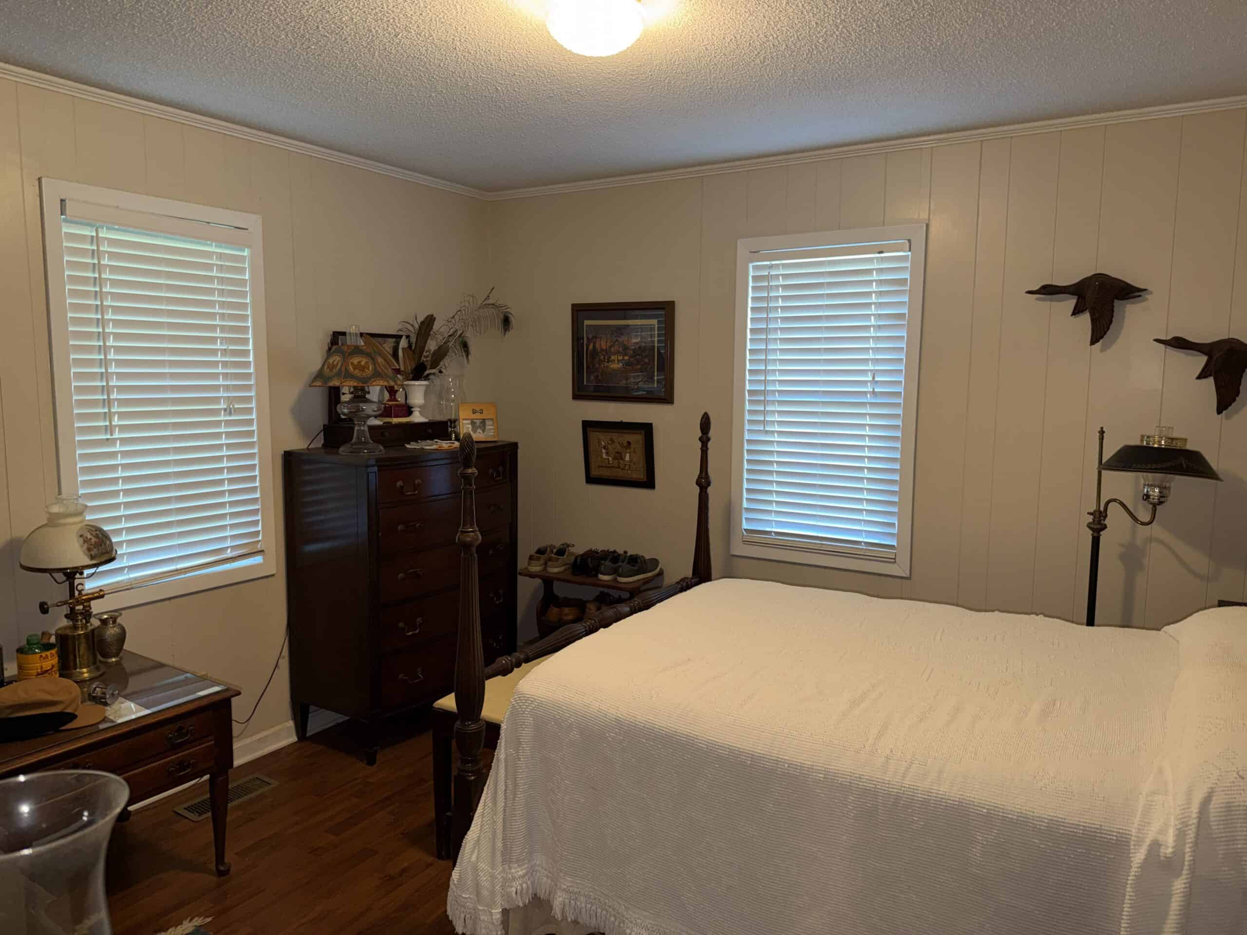 ESTATE FOR SALE IN TN, 56 AC, DEER & TURKEY HUNTING, CREEK, FIELDS, BARN