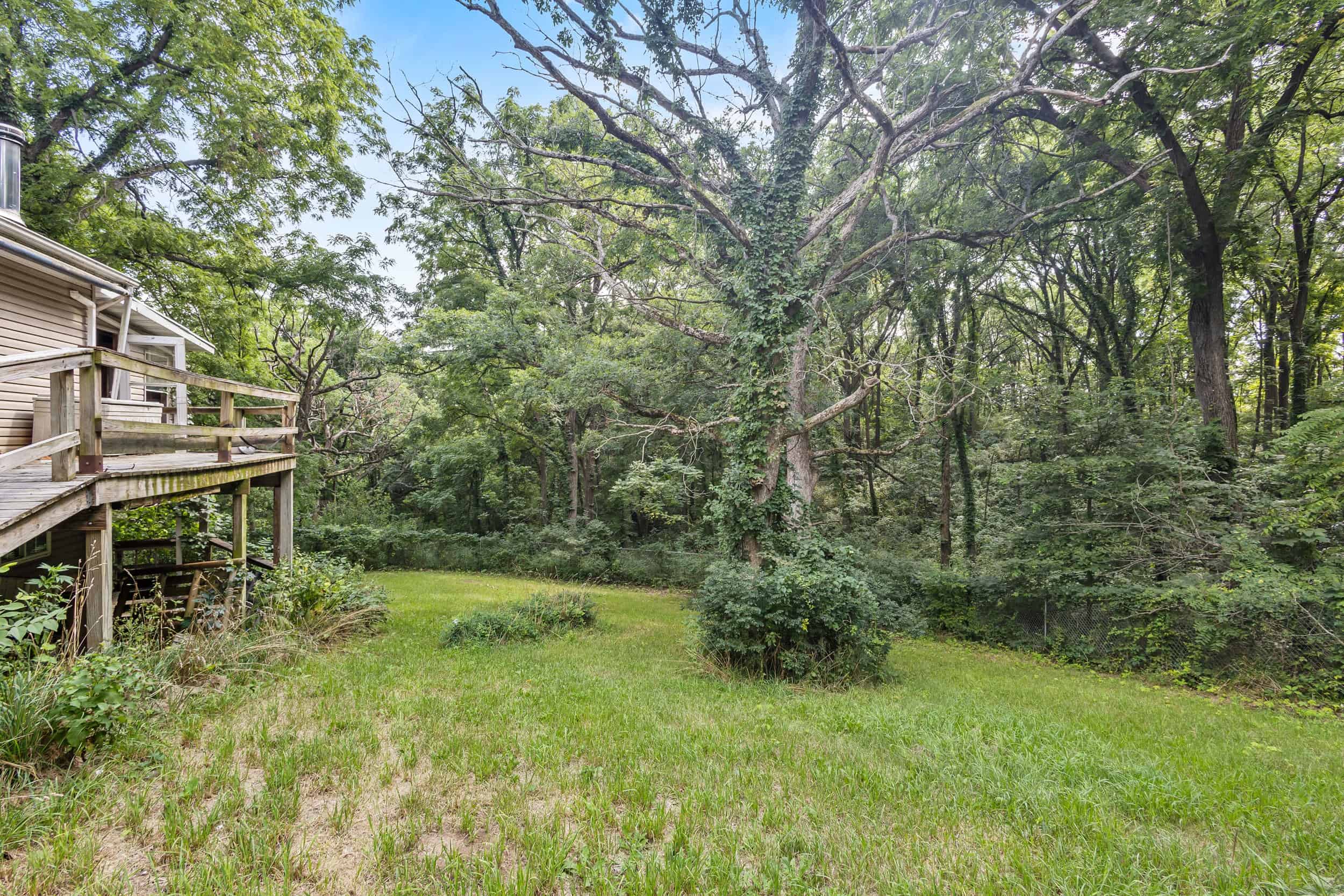 23+/- Acre Hobby Farm | Home | Pond | Outbuildings | Development Potential Online Auction