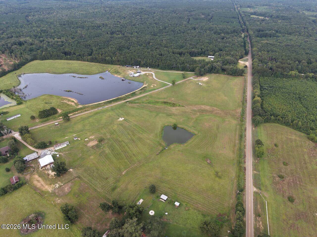 25± Acre Farm & Homesite in Centreville, MS
