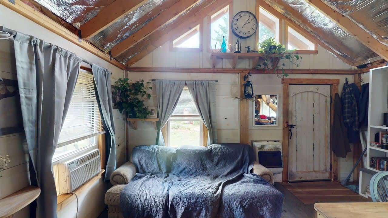 42.5 Acre Off-Grid Get Away – Springfield, Maine