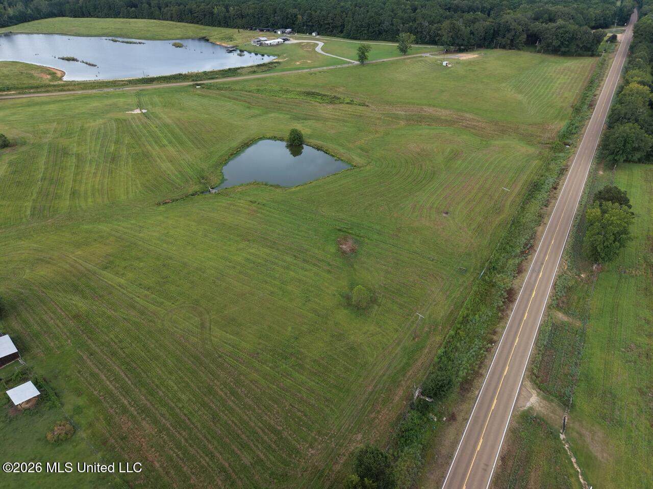 25± Acre Farm & Homesite in Centreville, MS