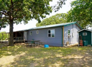 Rural Okfuskee County, OK Real Estate Auction Home & 40 Ac+/-