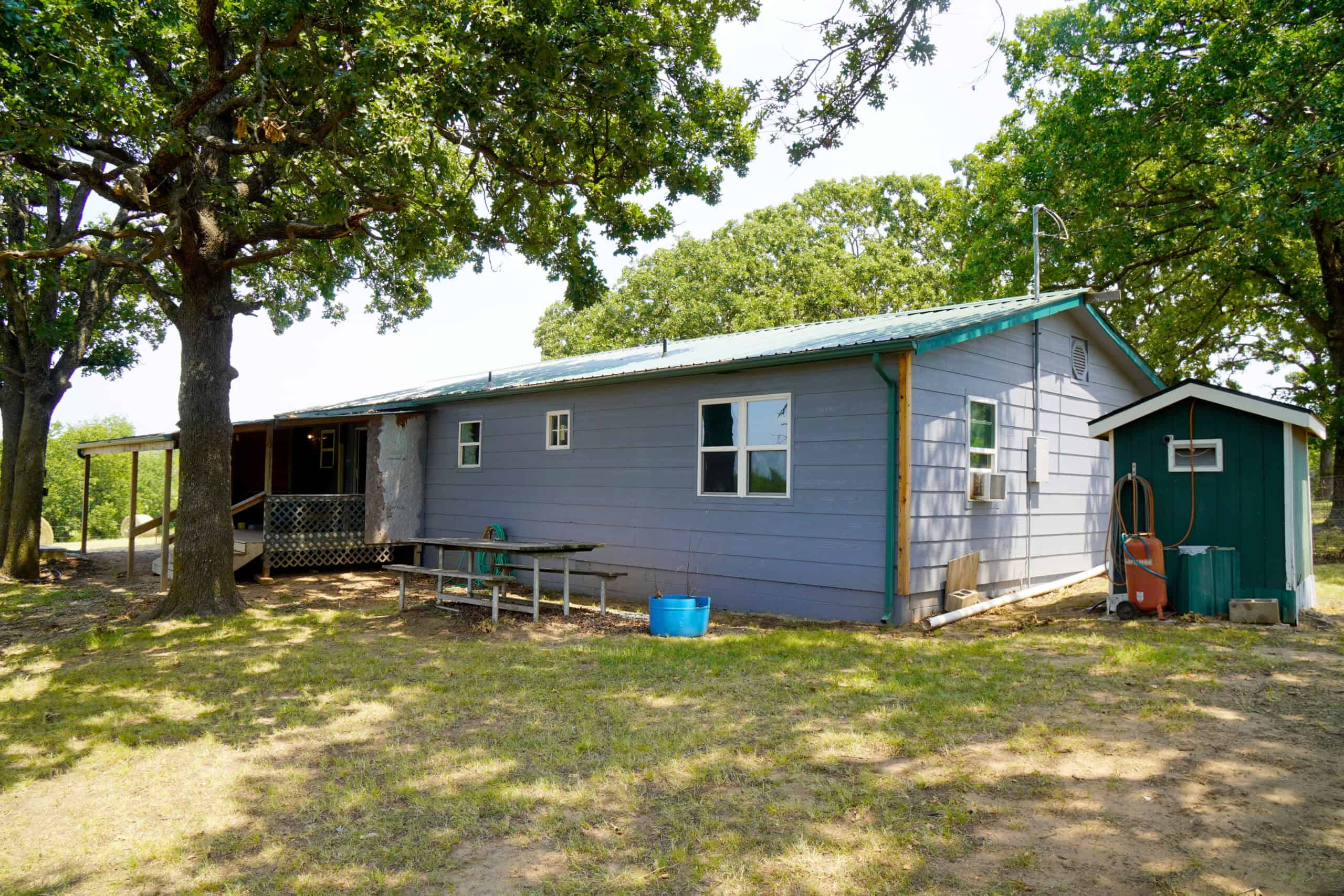 Rural Okfuskee County, OK Real Estate Auction Home & 40 Ac+/-