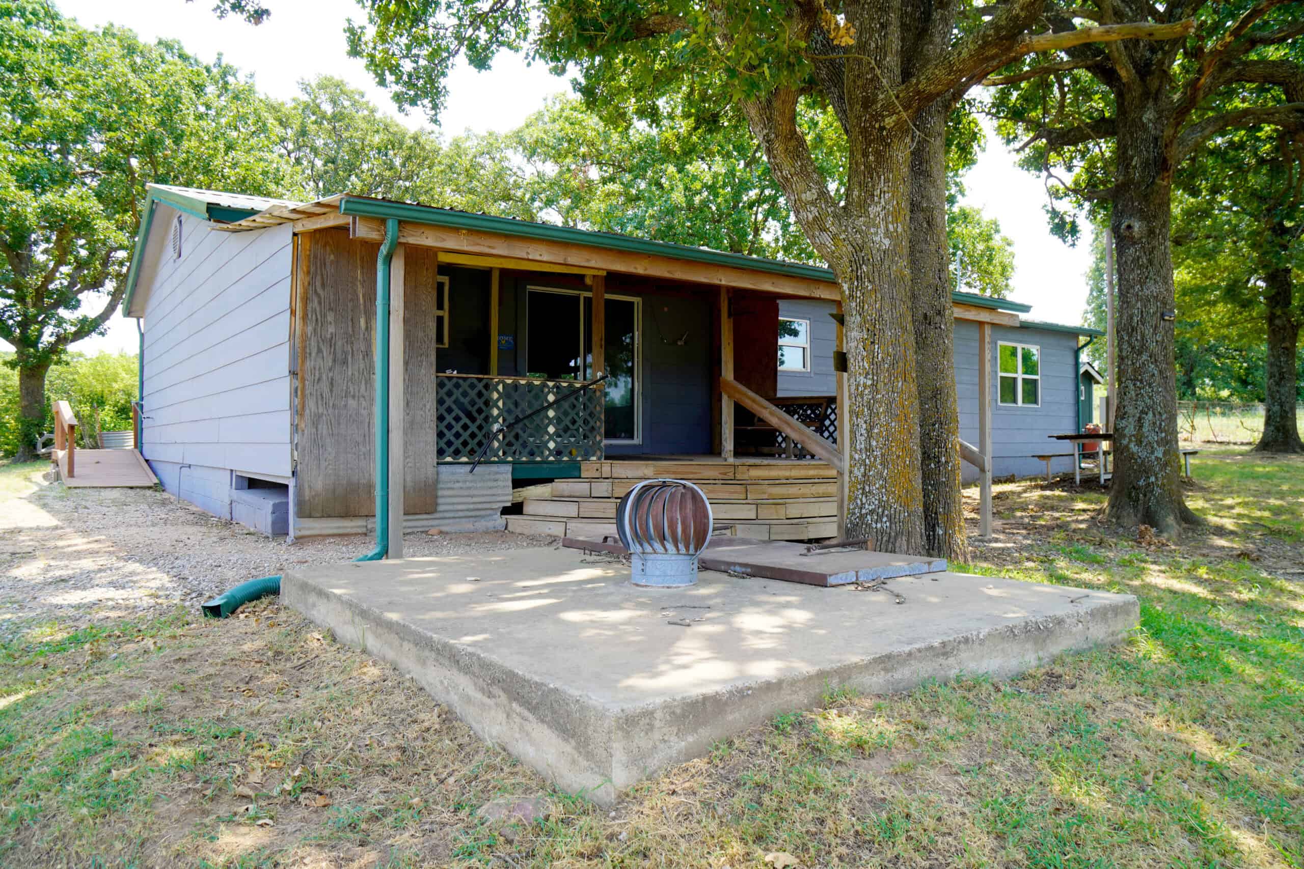 Rural Okfuskee County, OK Real Estate Auction Home & 40 Ac+/-