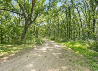 23+/- Acre Hobby Farm | Home | Pond | Outbuildings | Development Potential Online Auction