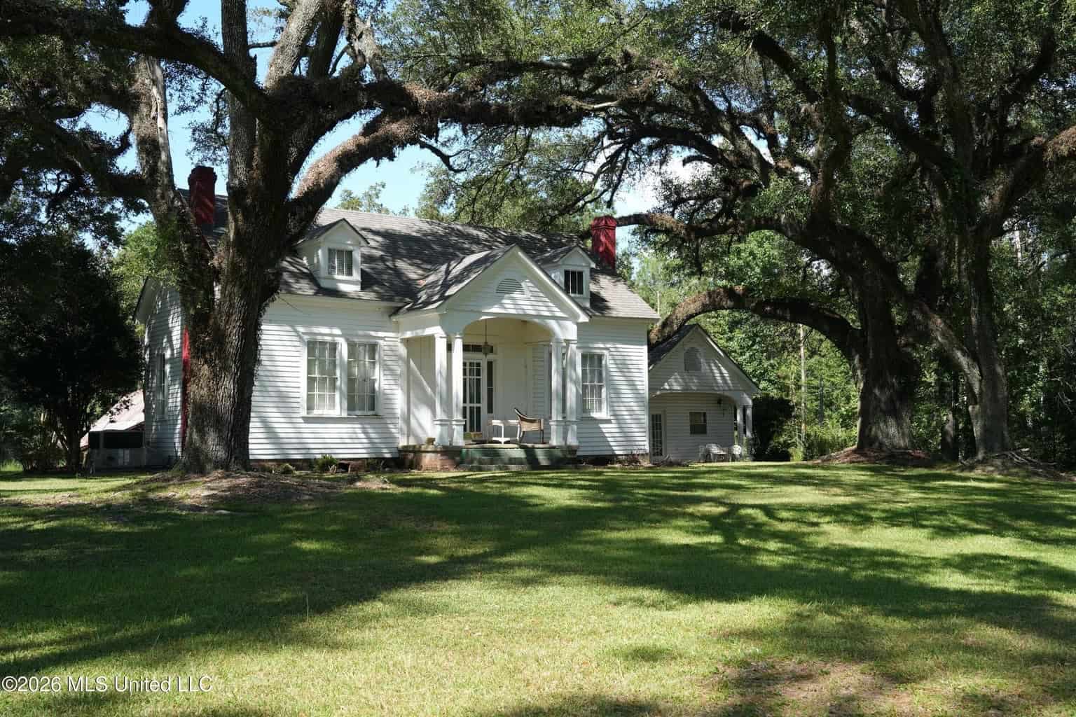 20 Acres for Sale Magnolia MS with Barn & Mature Timber