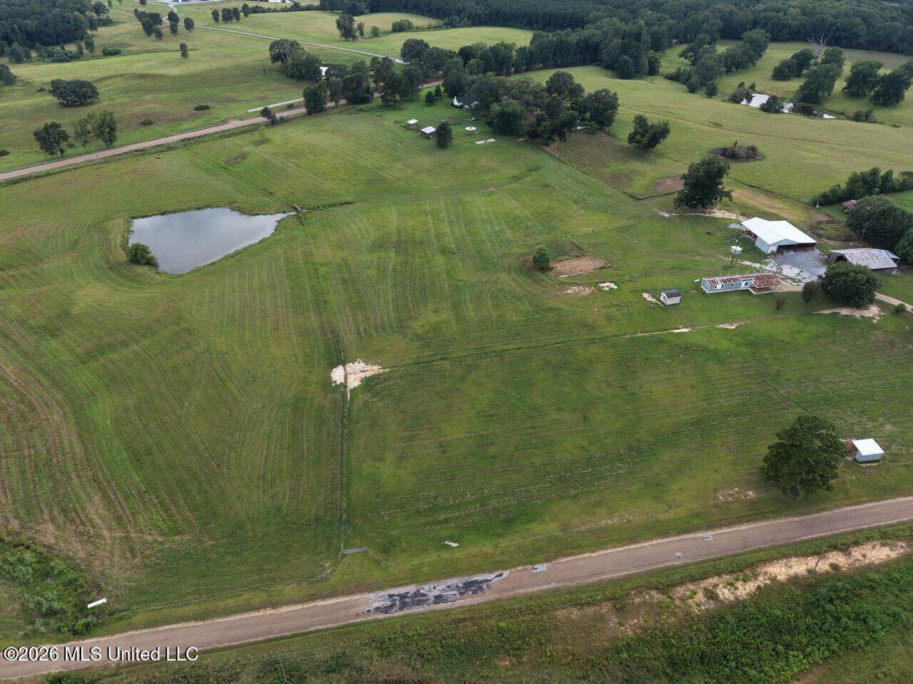 25± Acre Farm & Homesite in Centreville, MS