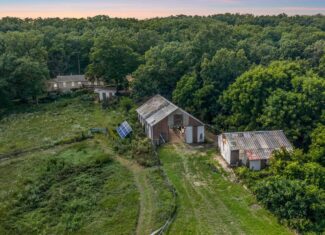 23+/- Acre Hobby Farm | Home | Pond | Outbuildings | Development Potential Online Auction