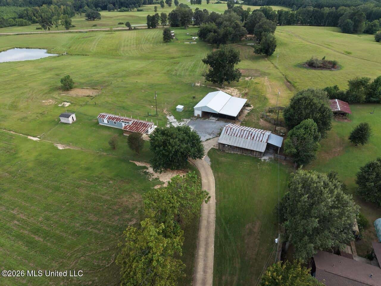 25± Acre Farm & Homesite in Centreville, MS