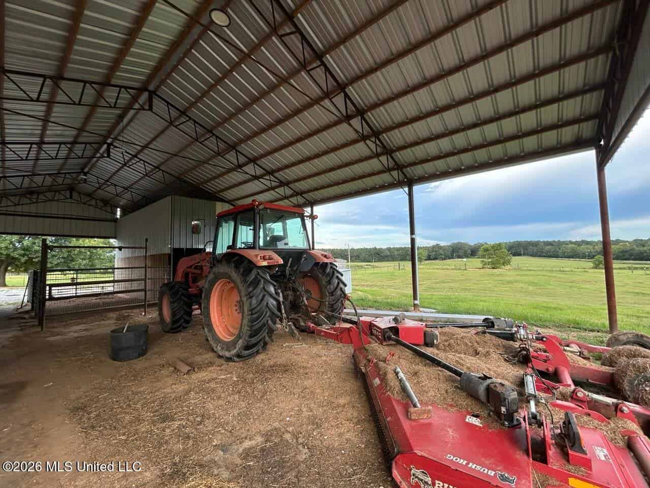 25± Acre Farm & Homesite in Centreville, MS