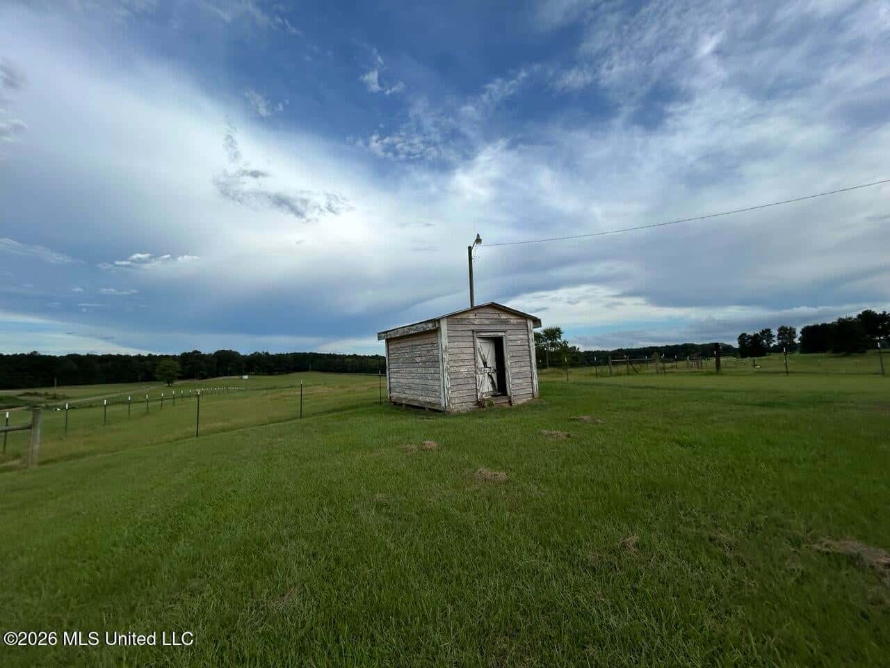 25± Acre Farm & Homesite in Centreville, MS