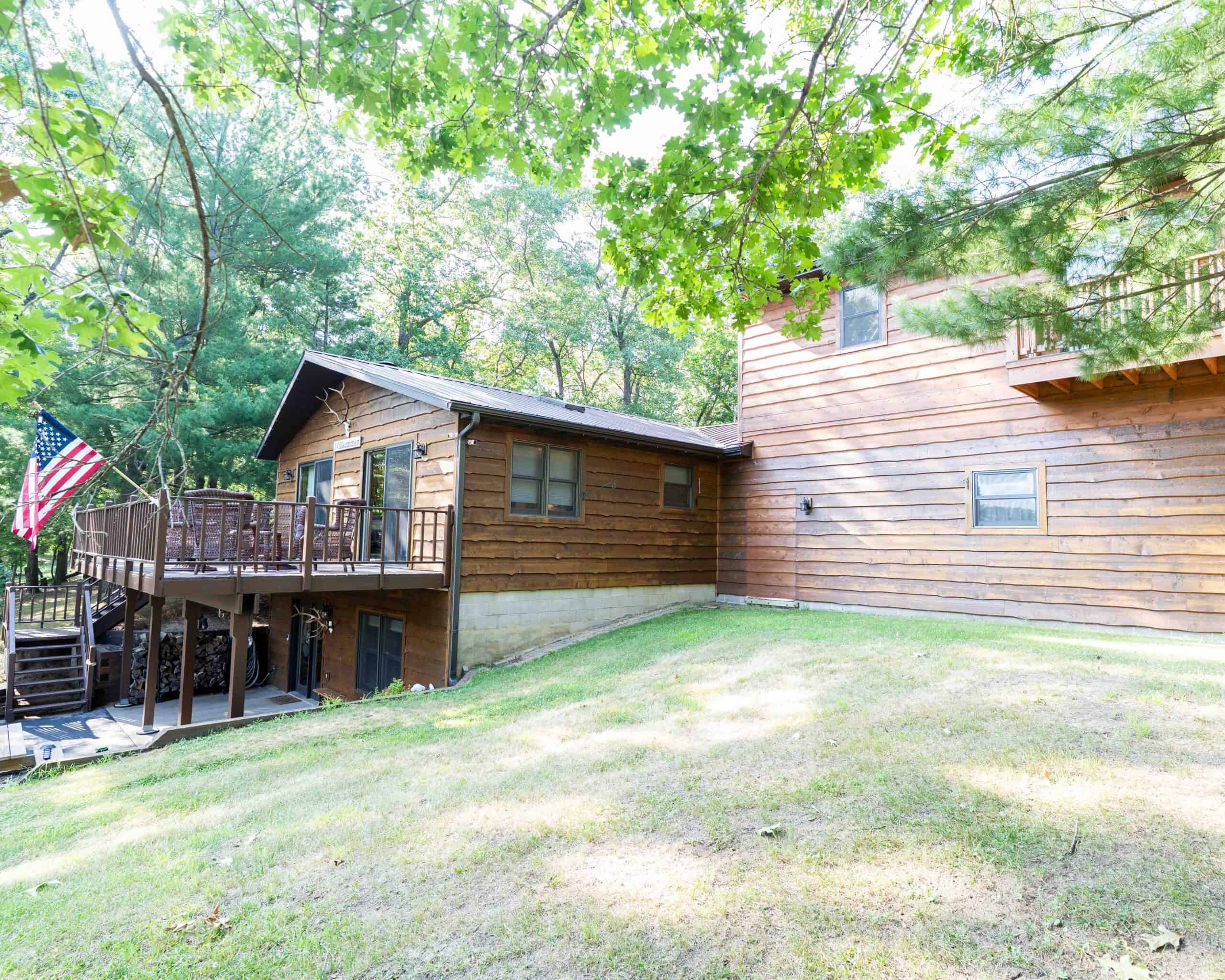 150+/- Acre Juneau County Hunting & Recreational Estate Home, Pond & Outdoor Retreat