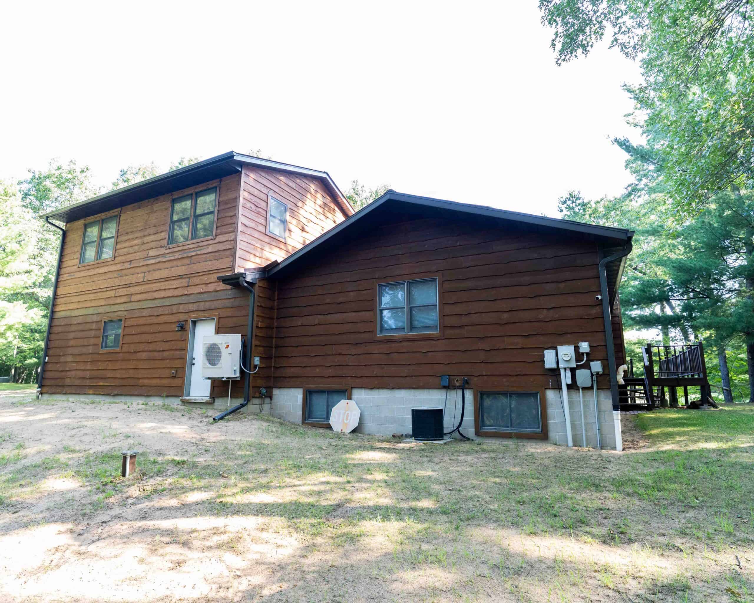 150+/- Acre Juneau County Hunting & Recreational Estate Home, Pond & Outdoor Retreat