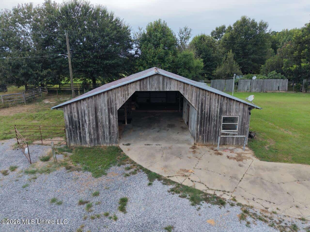 25± Acre Farm & Homesite in Centreville, MS
