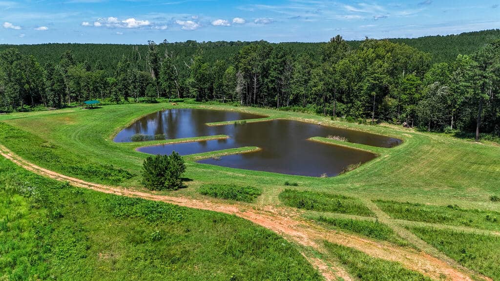 Piney Run Kennel: 180.7± Acres of Sporting Tradition