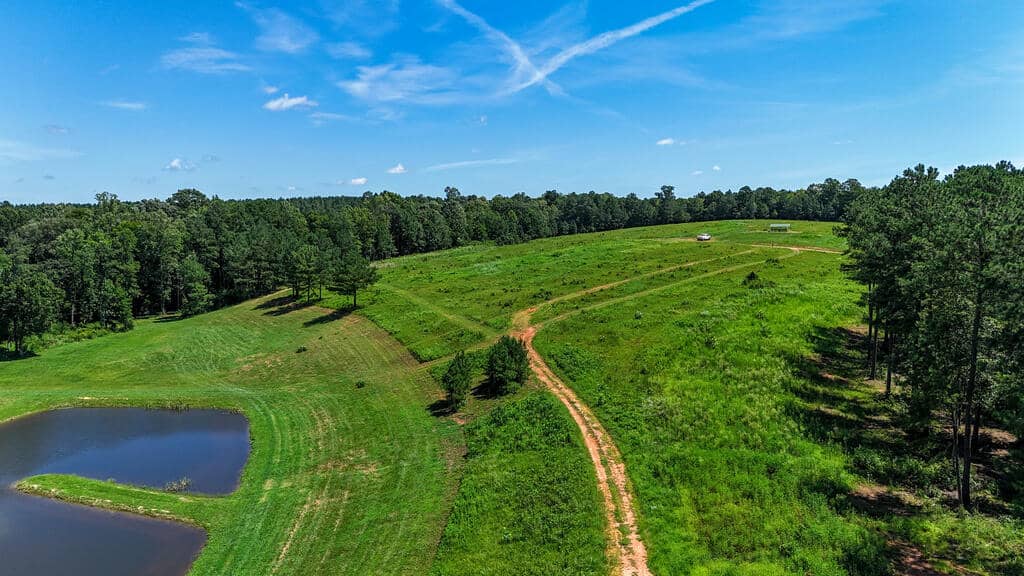 Piney Run Kennel: 180.7± Acres of Sporting Tradition