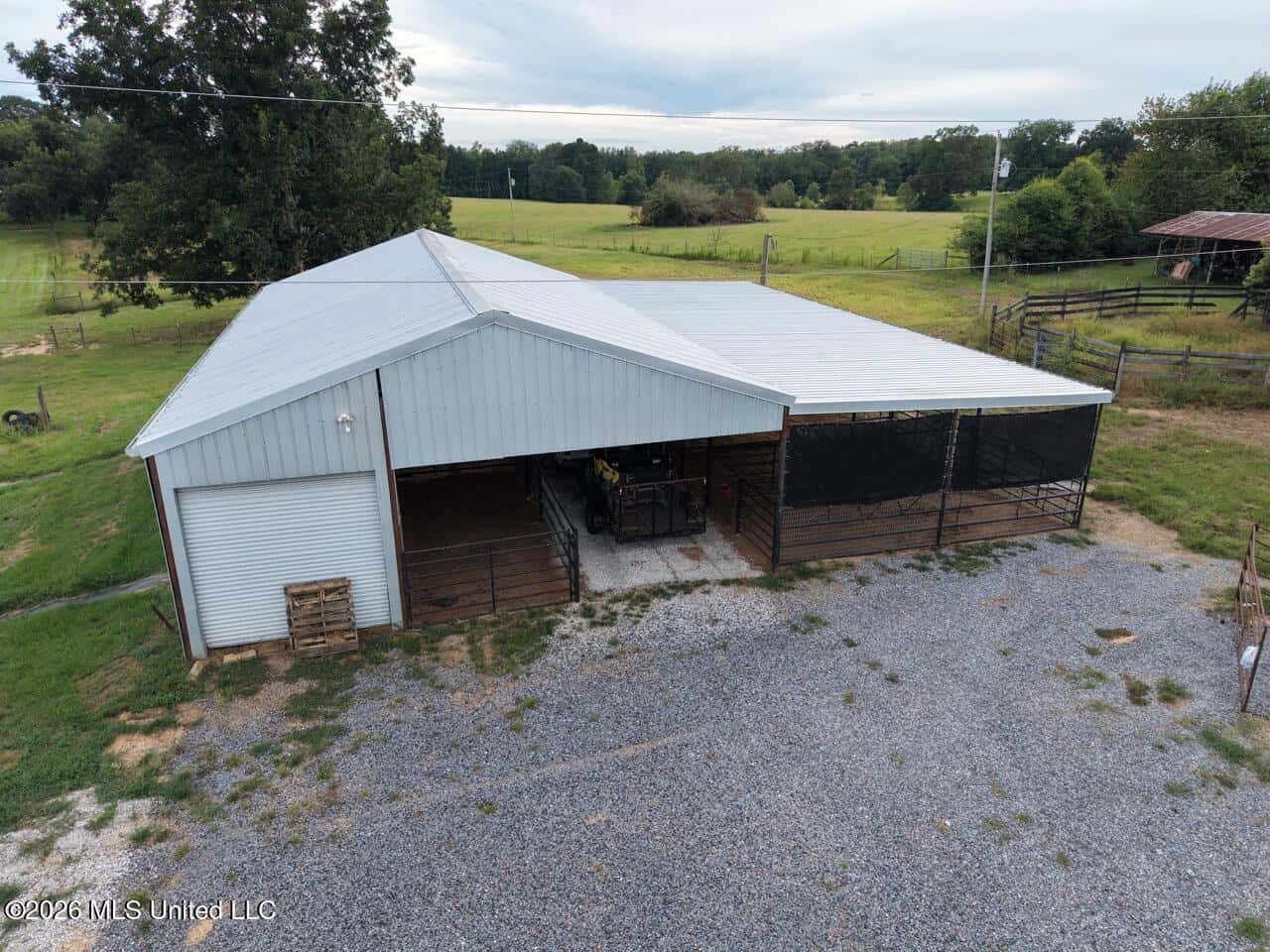 25± Acre Farm & Homesite in Centreville, MS