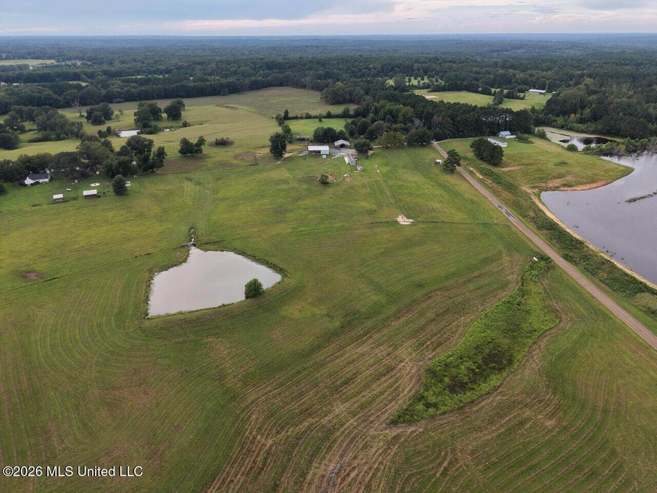 25± Acre Farm & Homesite in Centreville, MS