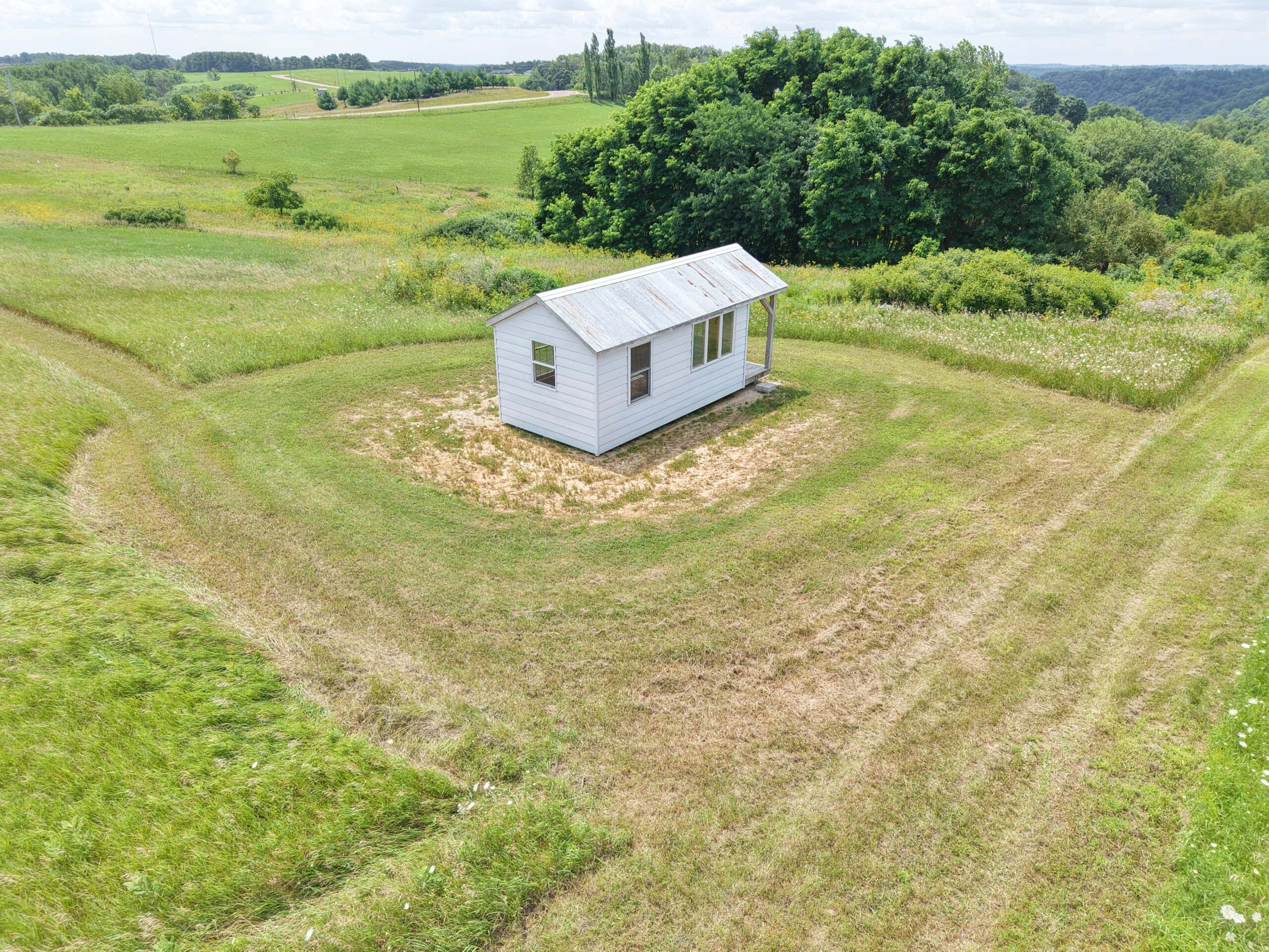 14.21 Acres Driftless Region SW Wisconsin 3-Seasonal Cabins