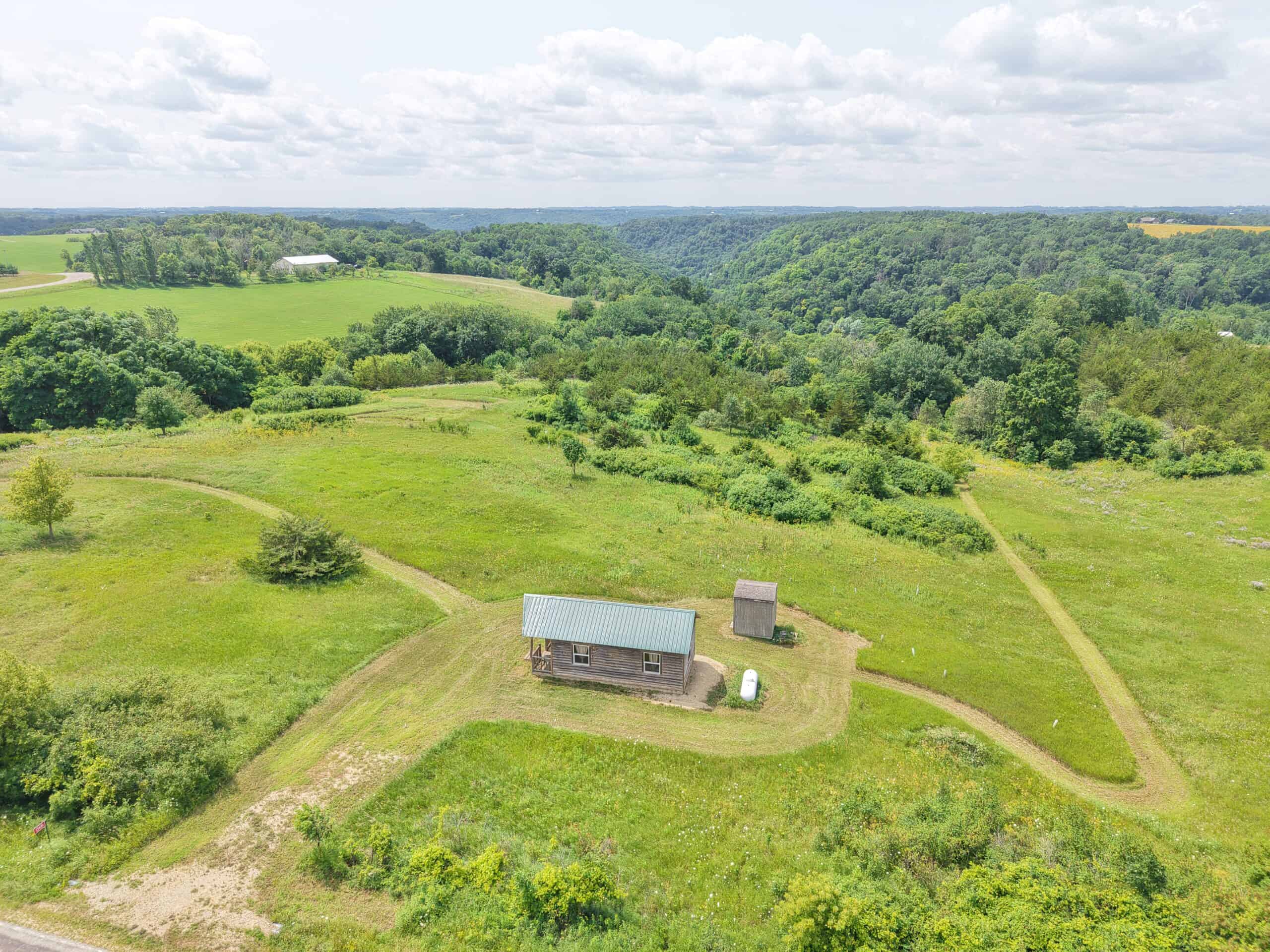 14.21 Acres Driftless Region SW Wisconsin 3-Seasonal Cabins