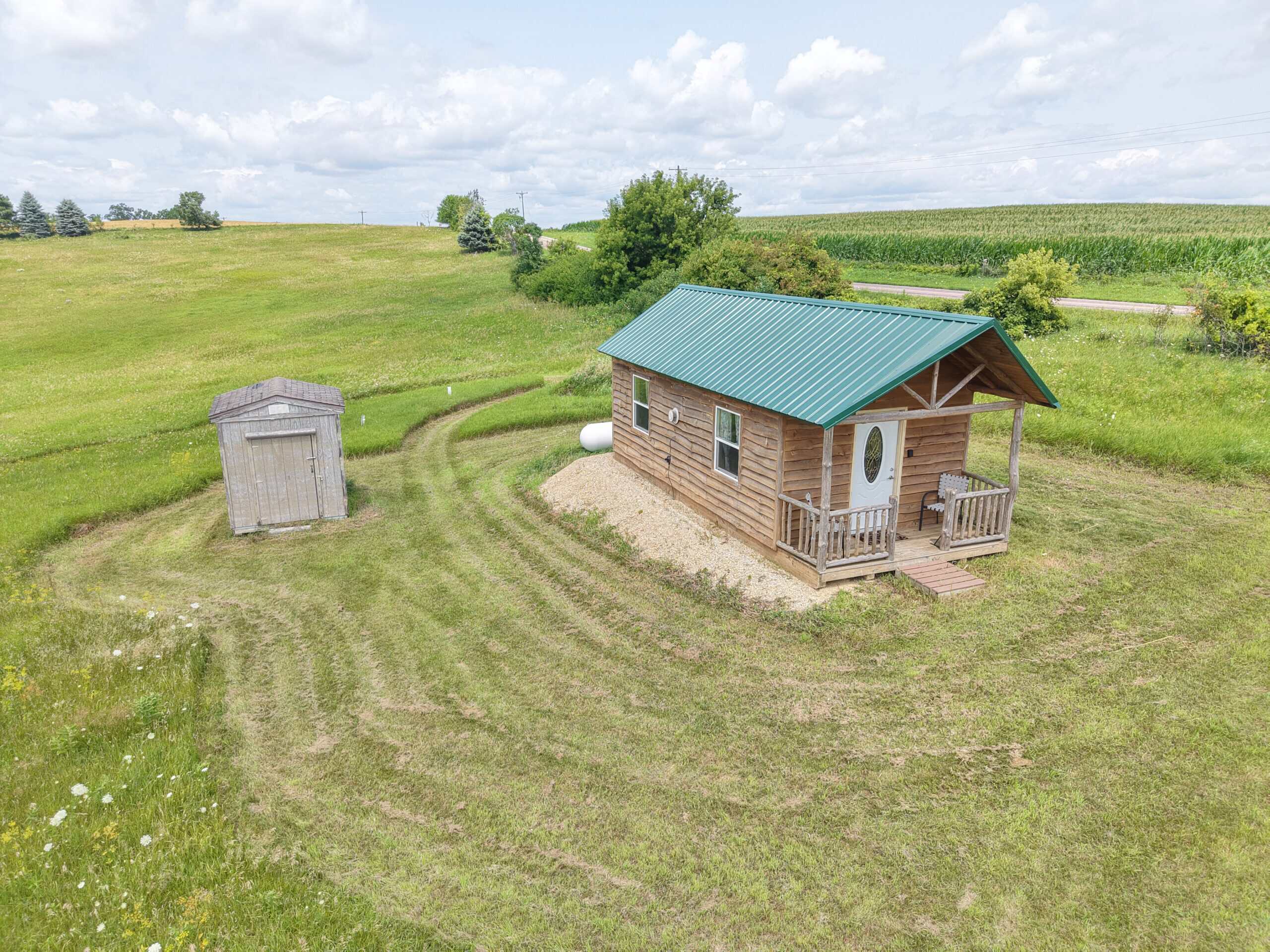 14.21 Acres Driftless Region SW Wisconsin 3-Seasonal Cabins