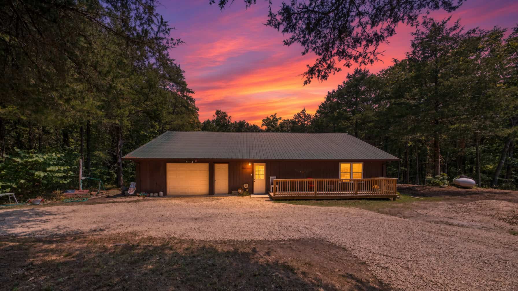 284 Hoot Owl Lane, Caulfield, Missouri 65626