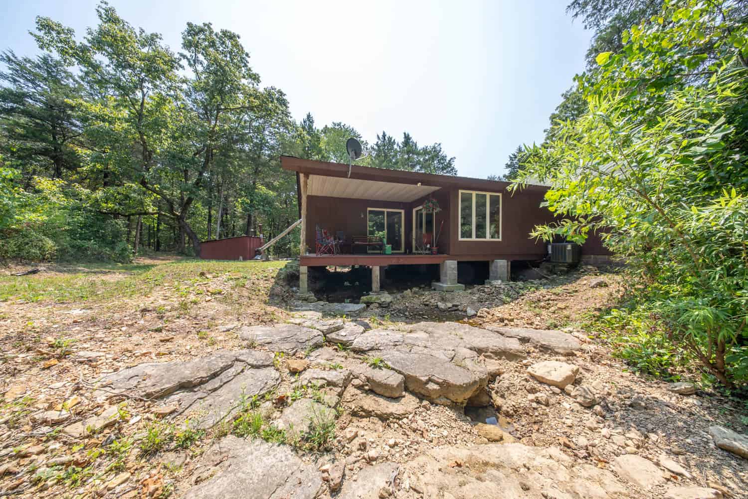 284 Hoot Owl Lane, Caulfield, Missouri 65626