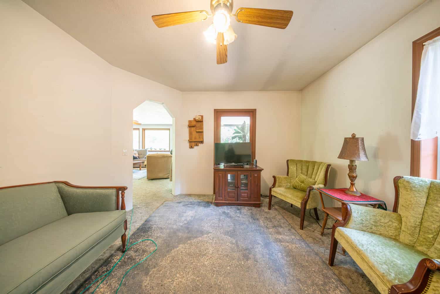 284 Hoot Owl Lane, Caulfield, Missouri 65626